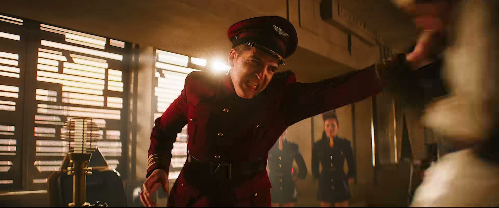 Le M. Bison de 2026 aime sentir les pieds des autres (no bullshit)
