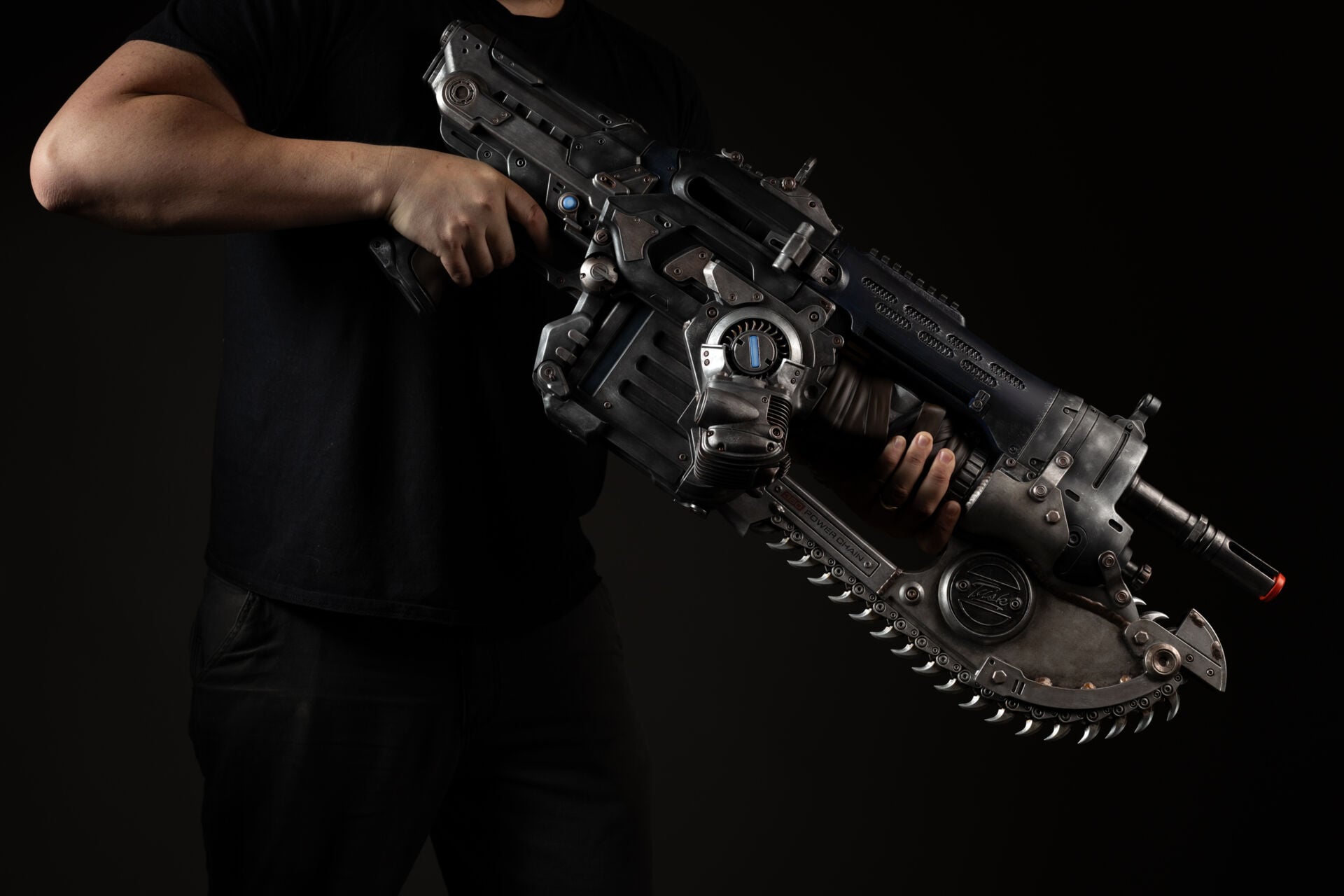 Gears of War E-Day : la réplique 1:1 du Lancer est déjà en rupture de stock malgré son prix