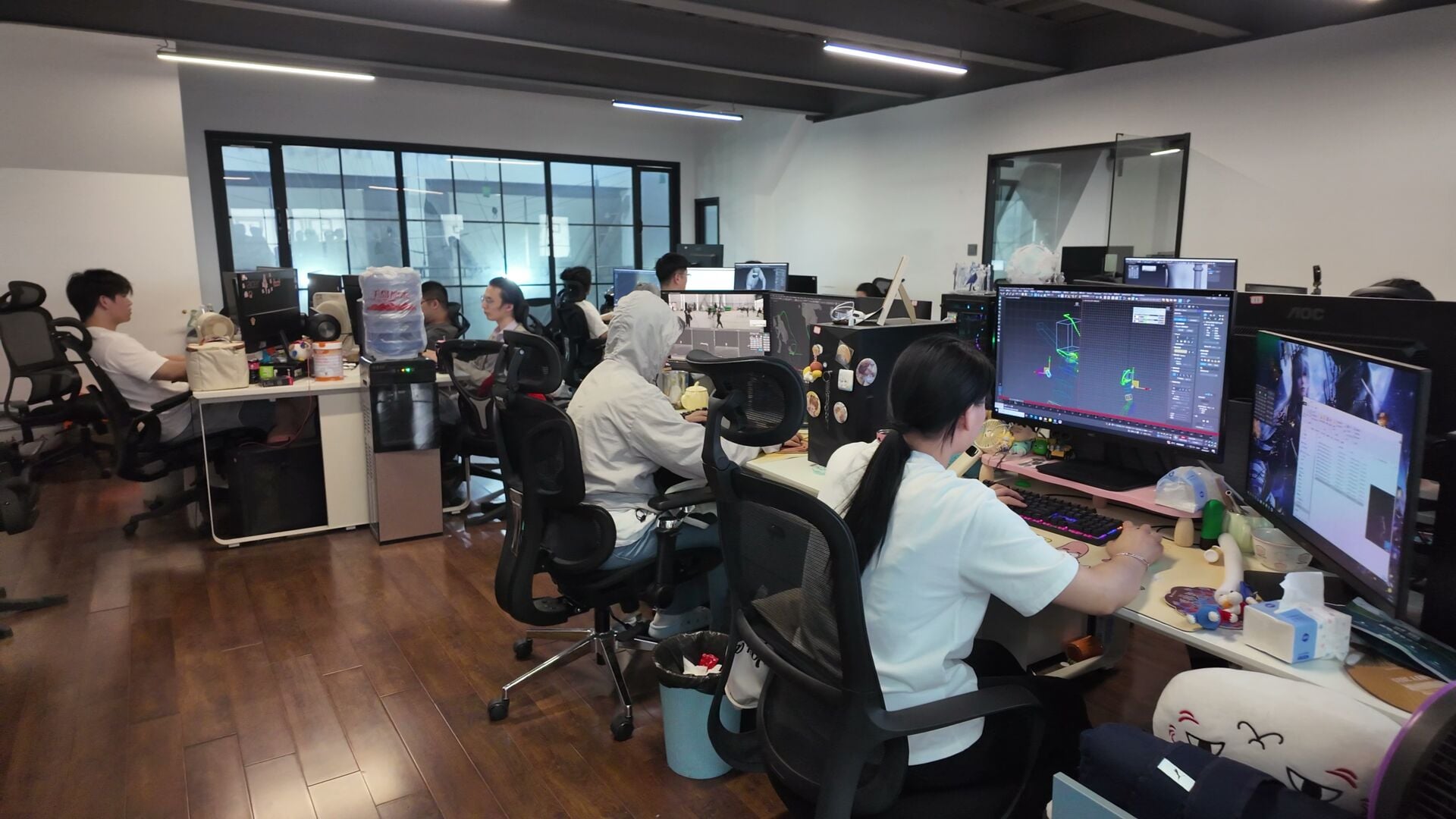 Une partie de l'équipe de S-Game en plein boulot